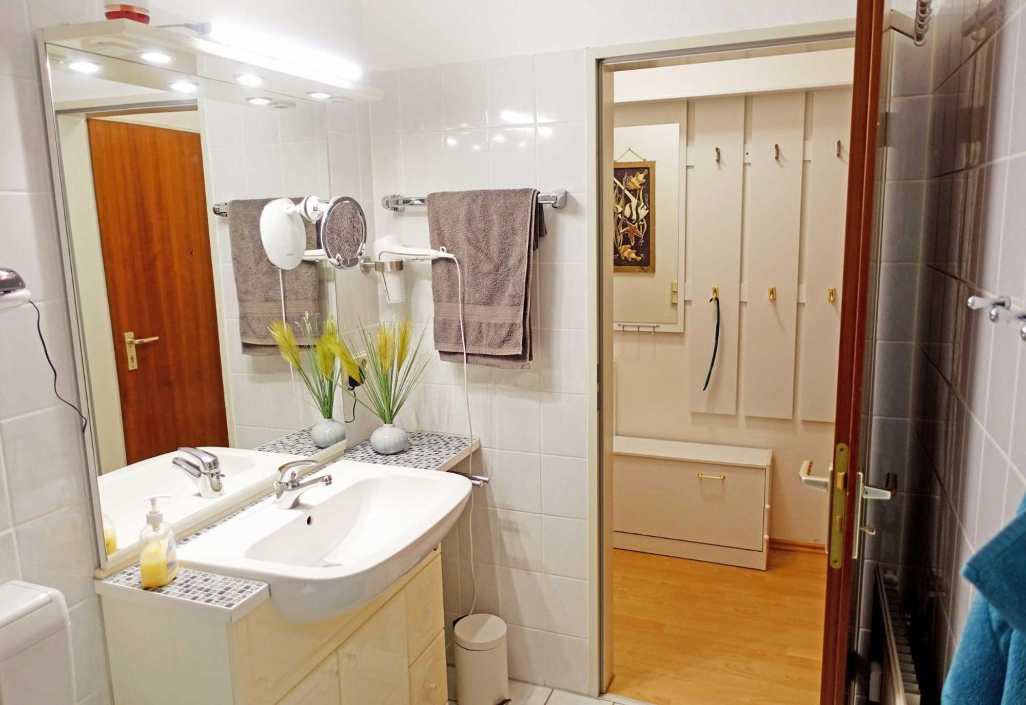 Ferienwohnung Mit Terrasse Gustow  Buitenkant foto